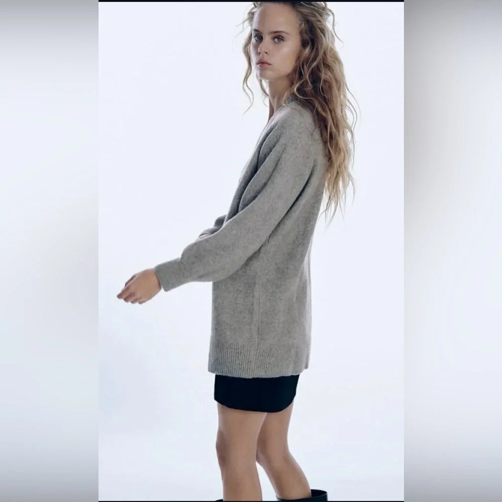 ZARA Wool Blend Oversized Cardigan in Gray , size Large - Picture 4 of 10